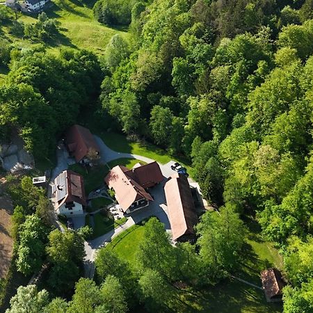 Domacija Seruga Countryside Hotel Novo Mesto Dış mekan fotoğraf
