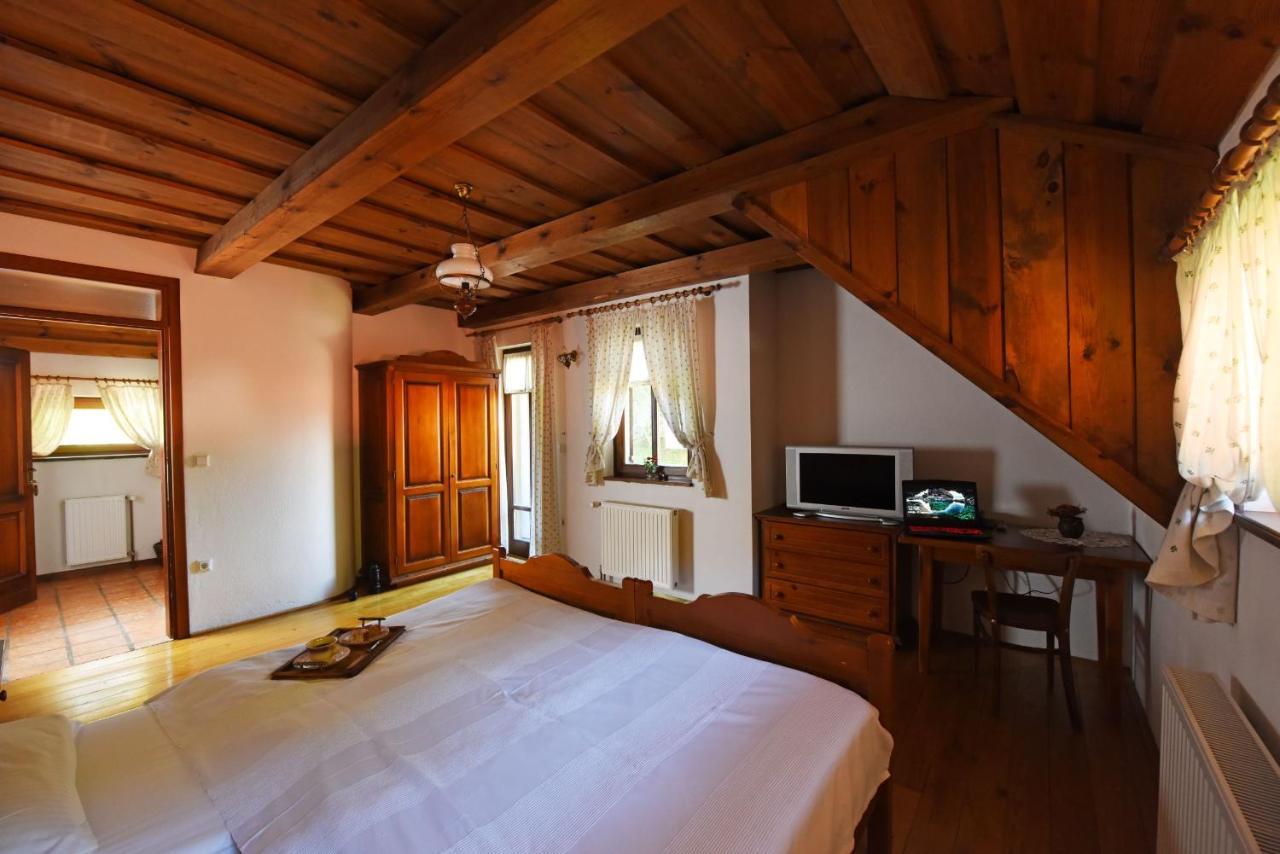 Domacija Seruga Countryside Hotel Novo Mesto Dış mekan fotoğraf