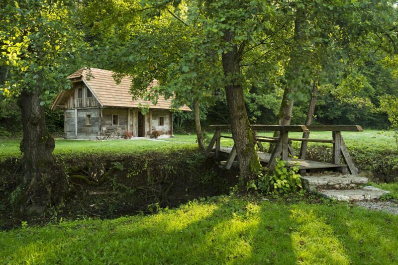 Domacija Seruga Countryside Hotel Novo Mesto Dış mekan fotoğraf