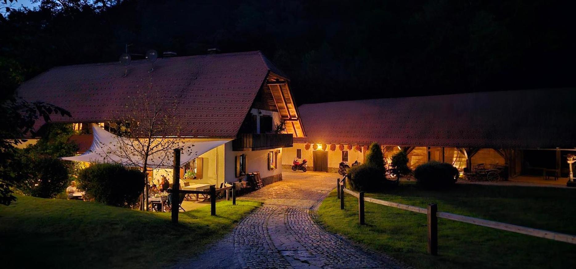 Domacija Seruga Countryside Hotel Novo Mesto Dış mekan fotoğraf