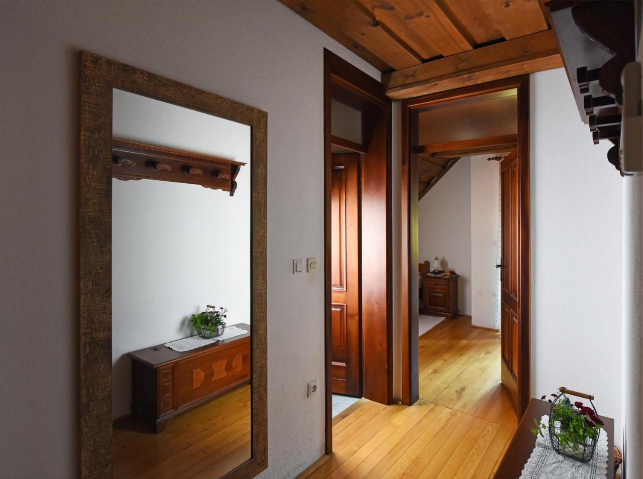 Domacija Seruga Countryside Hotel Novo Mesto Dış mekan fotoğraf